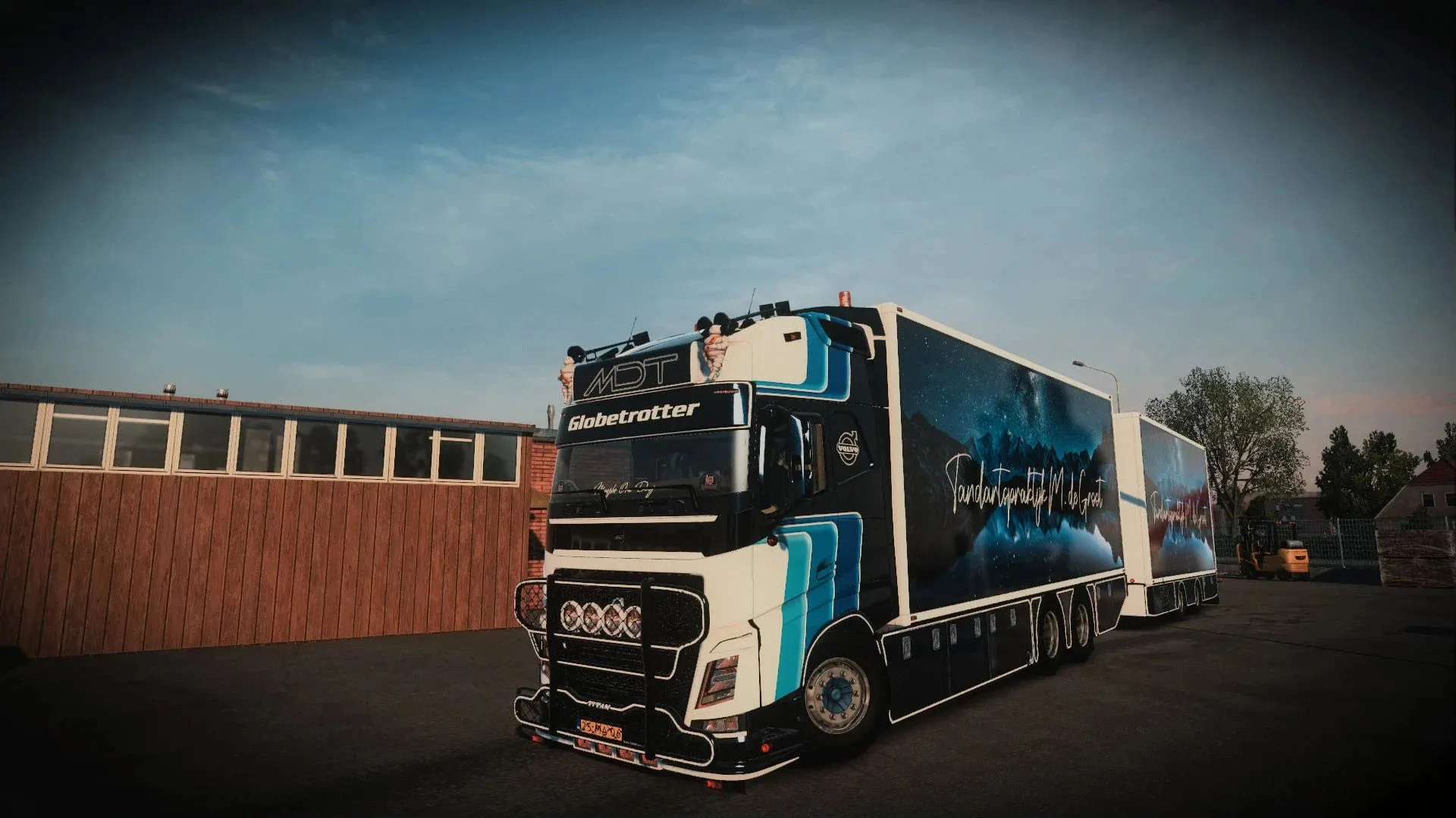 دانلود مود Volvo FH16 2014 برای یورو تراک 2 ورژن 1.60